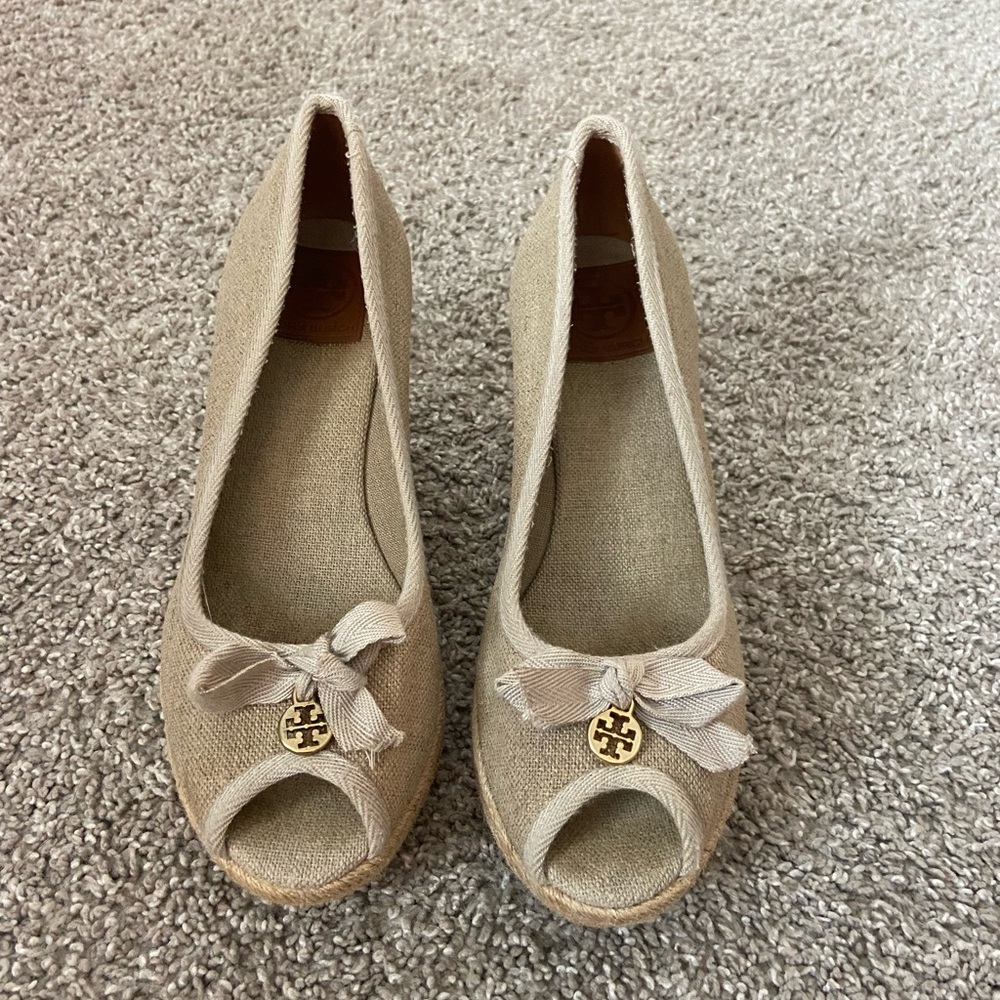 Tory Burch Tan Logo Bow Canvas Espadrille Wedge